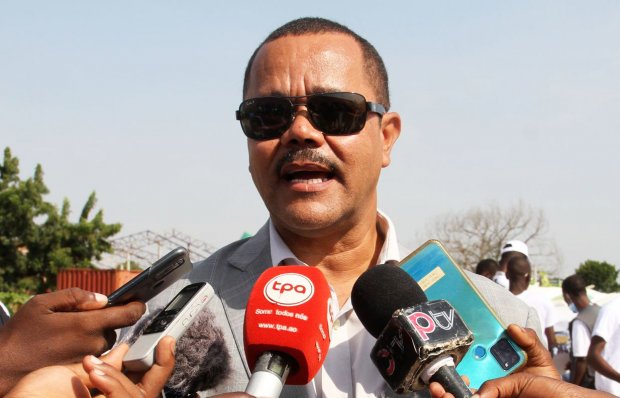 Administração de Viana acusada de negligenciar sector da educação