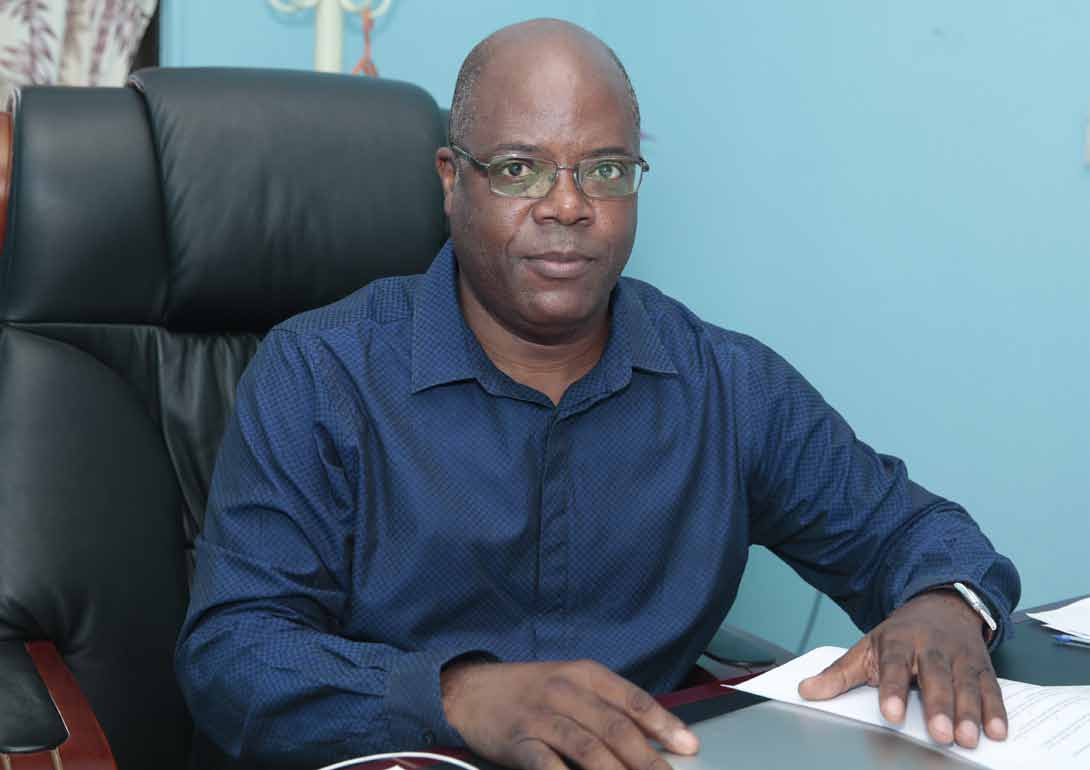 O advogado do povo David Mendes fala sobre a AGT e a máfia chinesa em Angola