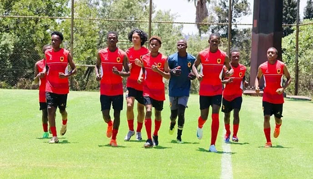 Selecção de Sub-17 regressa aos treinos