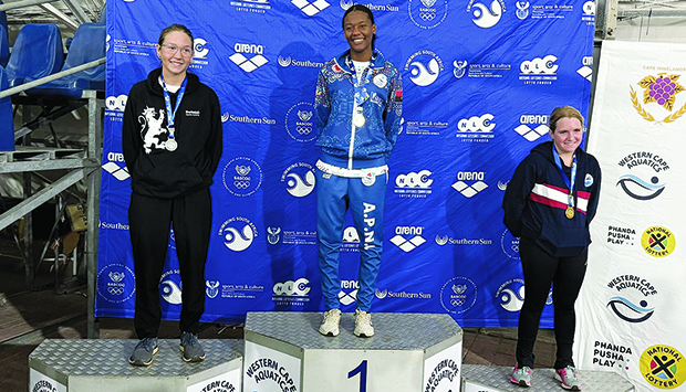 Rhanya conquista ouro em Cape Town