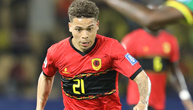 Manuel Benson feliz com carinho do público