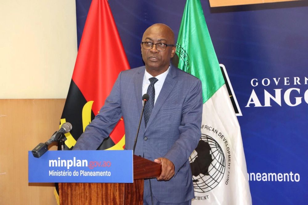 Funcionários denunciam irregularidades e coação no Ministério do Planeamento