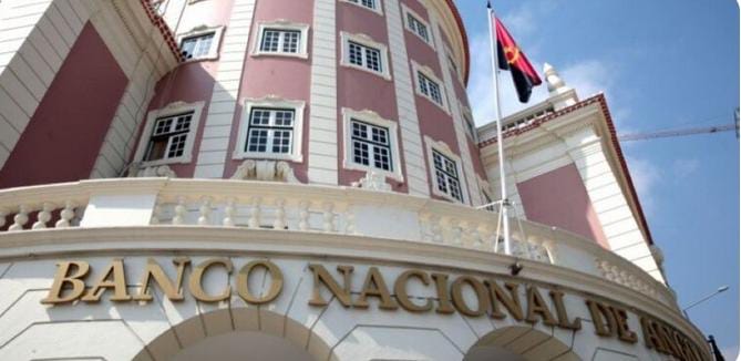 Reclamações no sistema financeiro angolano aumentaram no IV trimestre de 2024