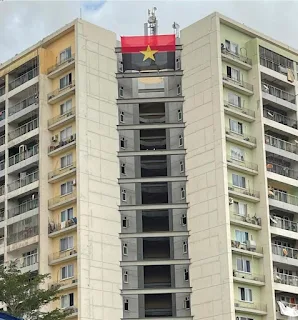 A bandeira do MPLA no edifício público do Zango 0 deve ser retirada