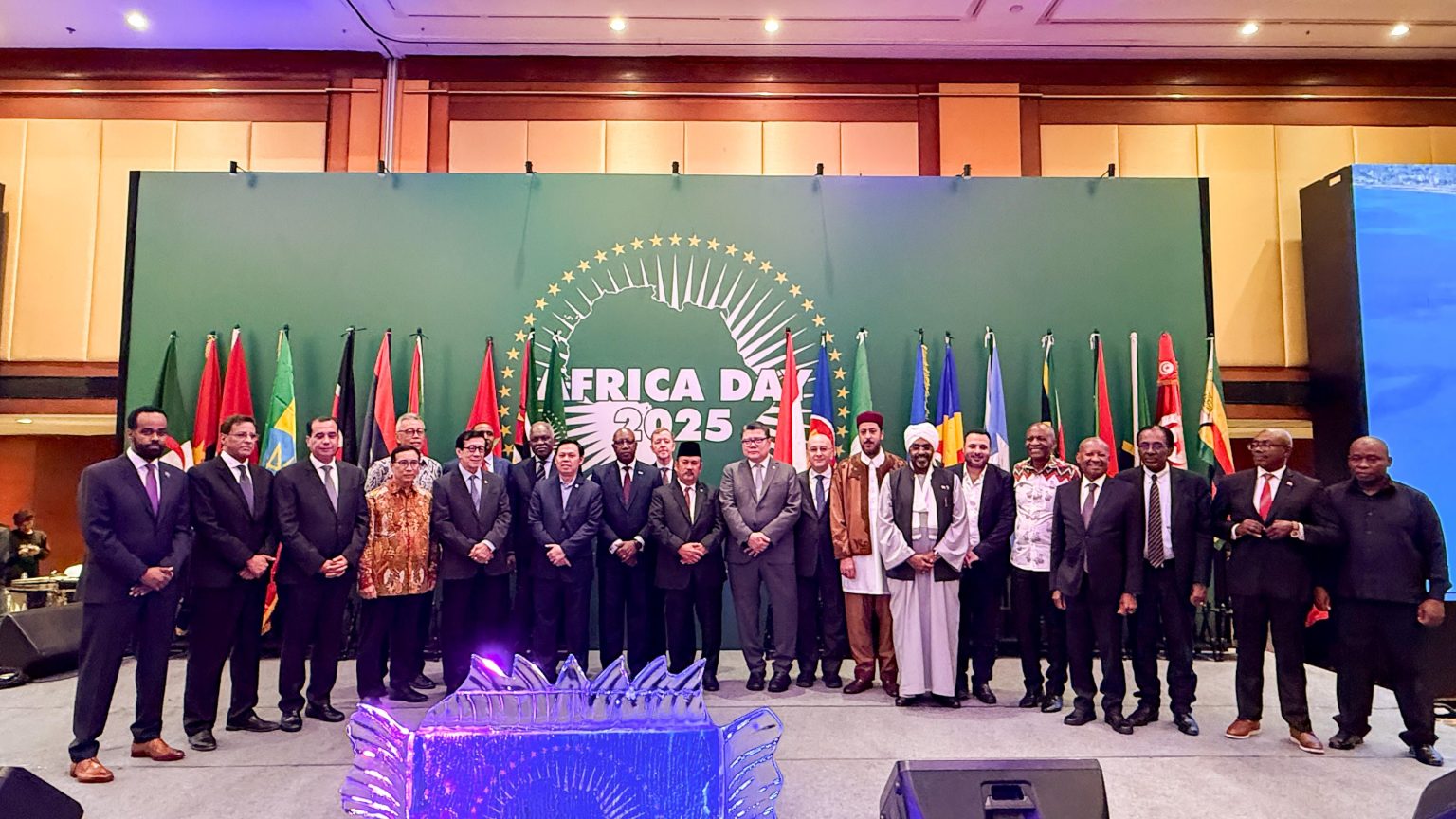 Embaixador Florêncio de Almeida,representa governo angolano no dia de África na Indonésia