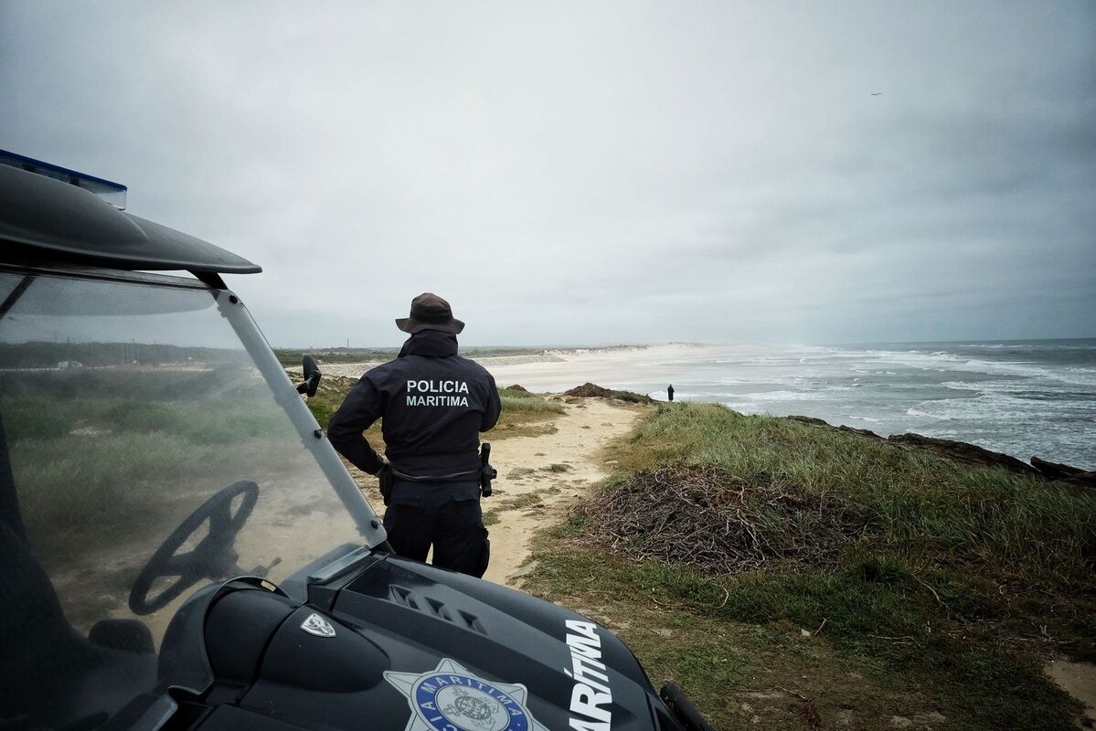 Portugal: Dois irmãos menores, angolanos, desapareceram no mar em praia não vigiada na região de Leiria, onde viviam