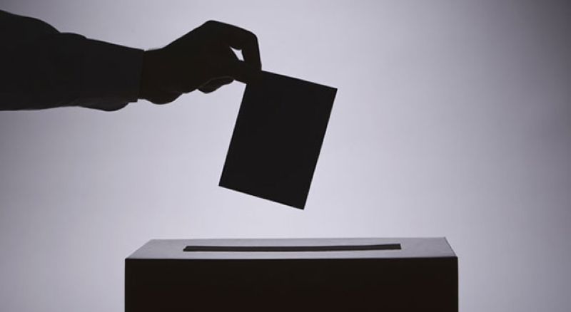 Fantasma do regresso ao partido único sob simulacro da democracia - Mário Paiva