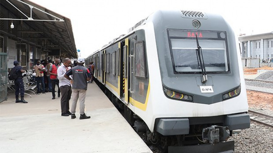 CFL suspende comboios para o novo Aeroporto Internacional AAN até Setembro