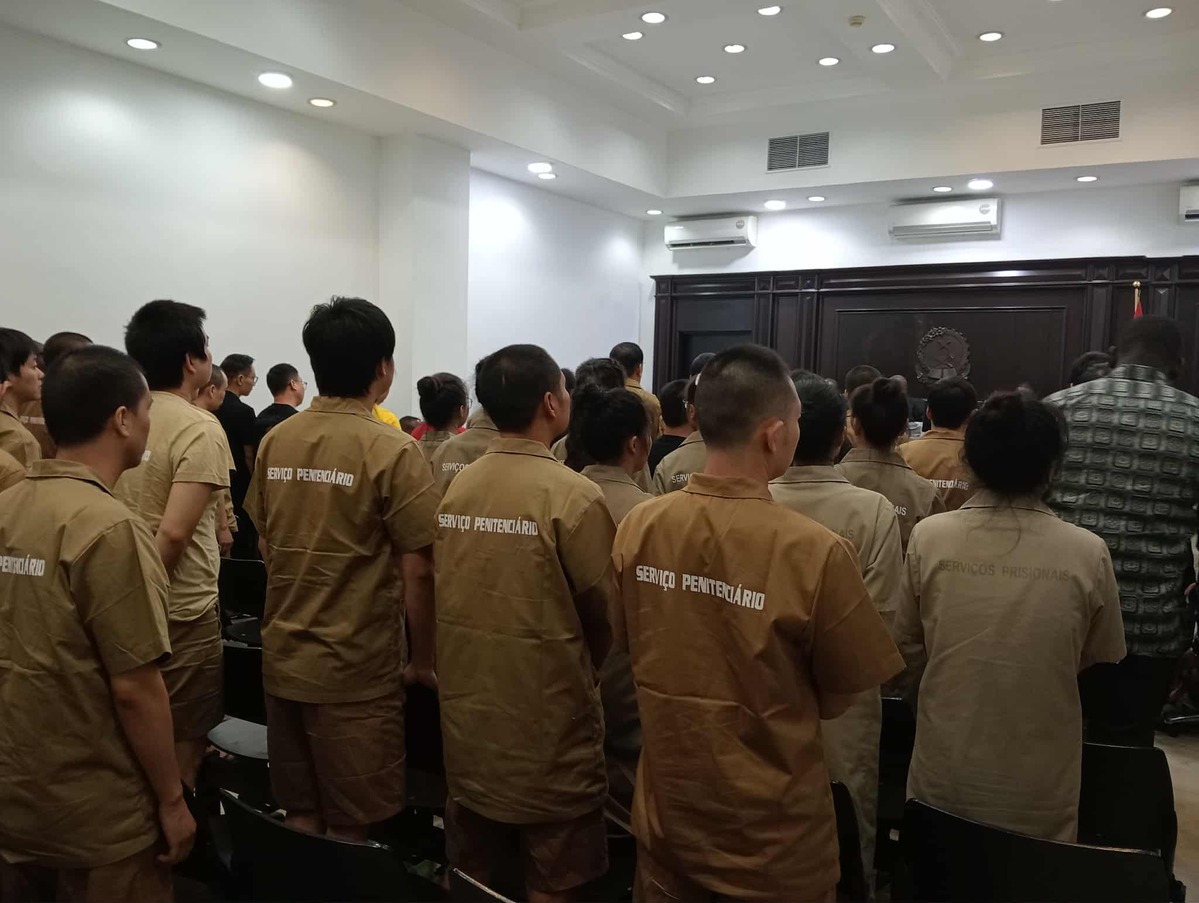 Luanda: Tribunal começou a julgar 50 cidadãos chineses por pornografia infantil e jogos ilícitos