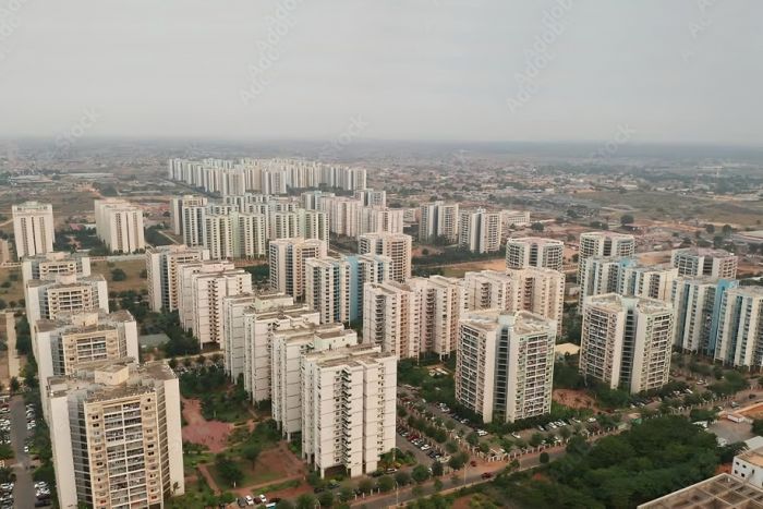 Tribunal Supremo visita Vida Pacífica para inspeccionar edifícios adquiridos pela Sonangol à CIF