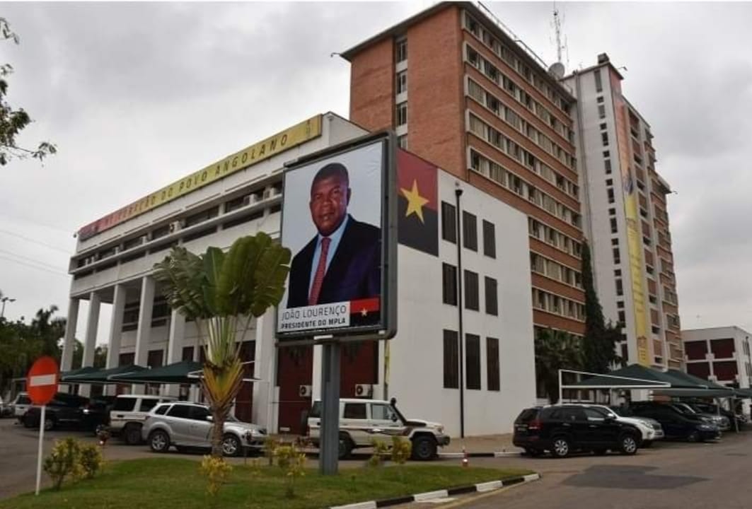 MPLA precisa de uma visão diferente ao que vem sendo apresentada nos últimos anos, diz Kandove