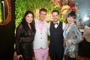 Sula Miranda, Milene Pavorô e Beth Guzzo prestigiam no Paraná o aniversário de renomado tarólogo Val Couto