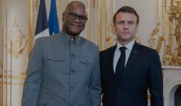 Embaixador da África do Sul em França morre após cair do 22.º andar de hotel em Paris