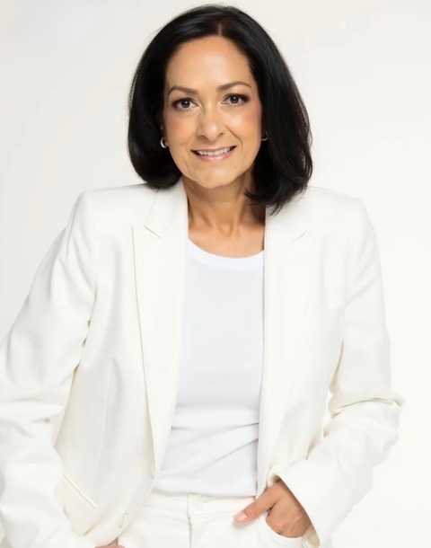 Sona Jepsen lança PINK DRAGON: um chamado global para liderar com coragem, clareza e compaixão Sona Jepsen lança PINK DRAGON: um chamado global para liderar com coragem, clareza e compaixão