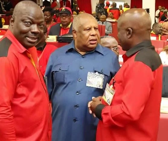 MPLA: Bento Kangamba Apoia Higino Carneiro