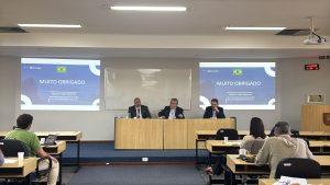 Escola de Guerra Naval do Brasil: Liderança