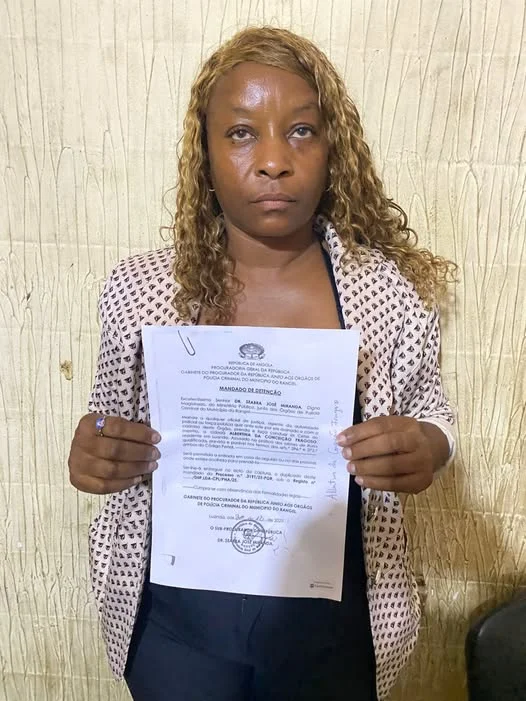 VENDA DA IDENTIDADE NACIONAL: FUNCIONÁRIA DA JUSTIÇA DETIDA EM ESQUEMA COM ESTRANGEIROS